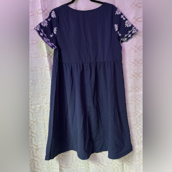 Sundresses Blue and White Casual Scoop Neck Mini - Picture 2 of 10